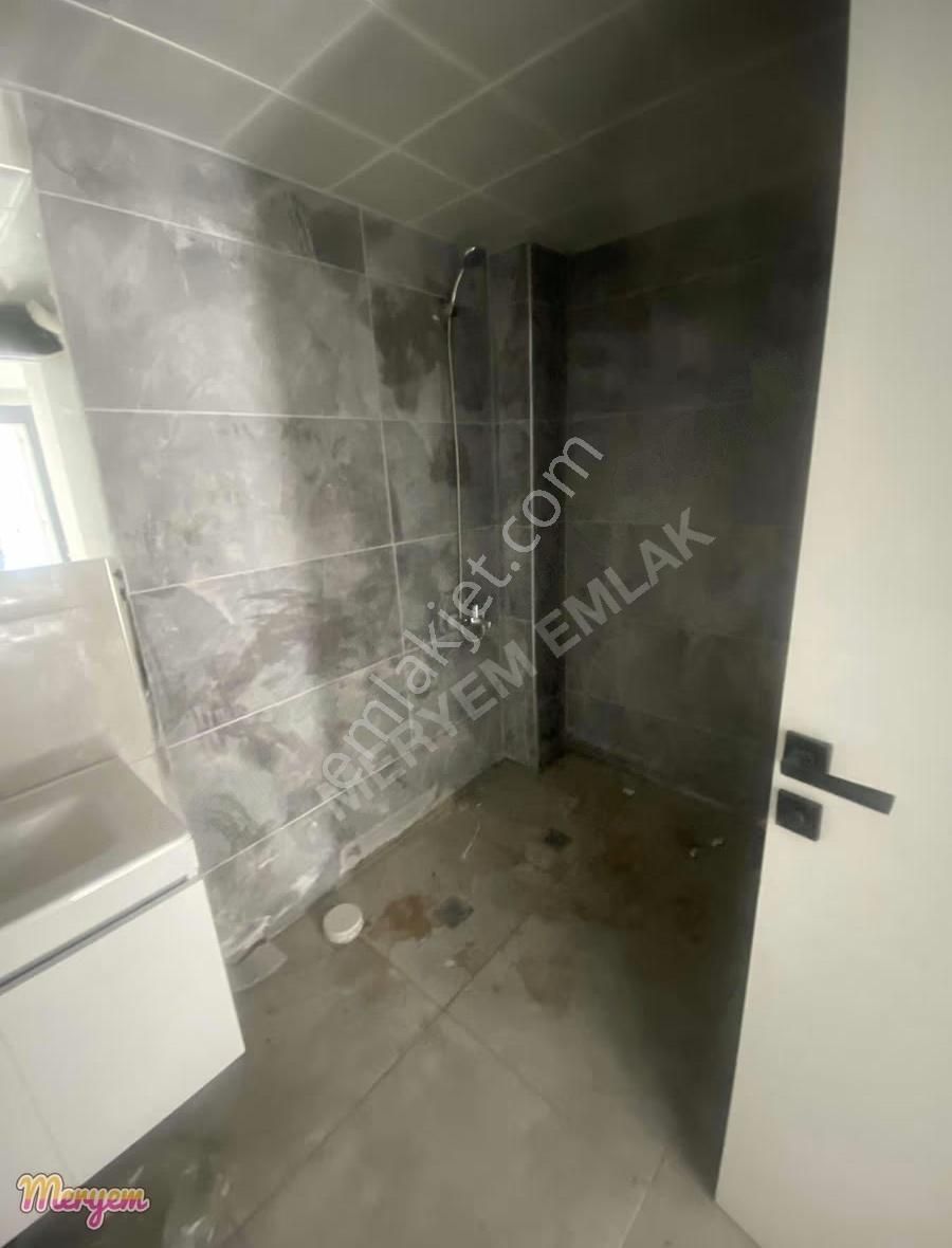 Beşikkayada 2+1 Düzgiriş Satılık Daire - Görsel 2