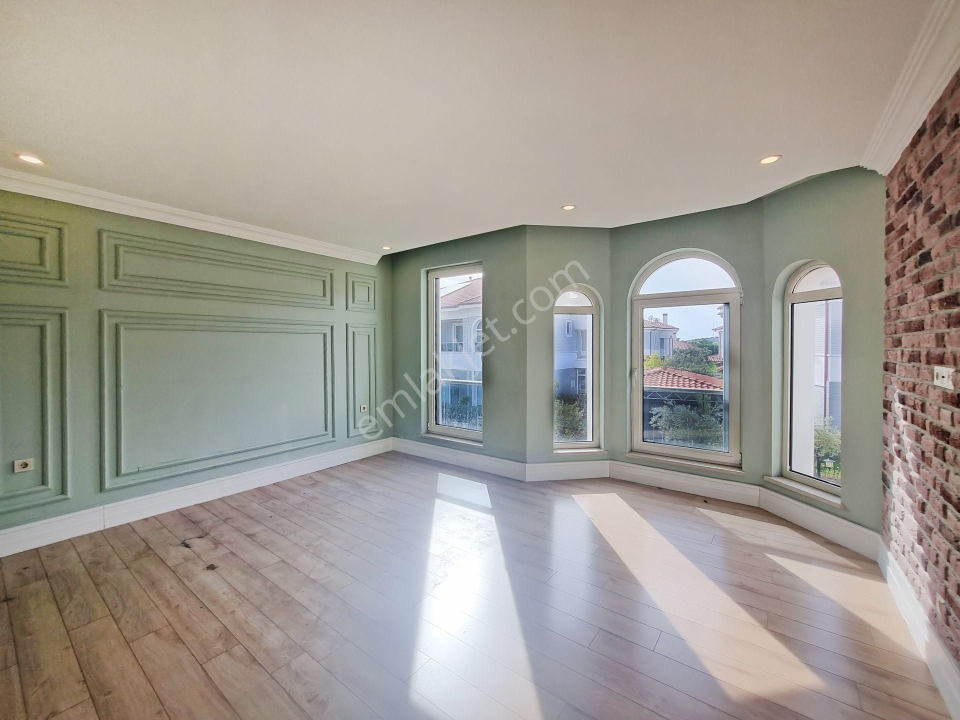 Gökhan Üçgün'den Panorama Villaları'nda Dubleks Rowhouse Villa - Görsel 13
