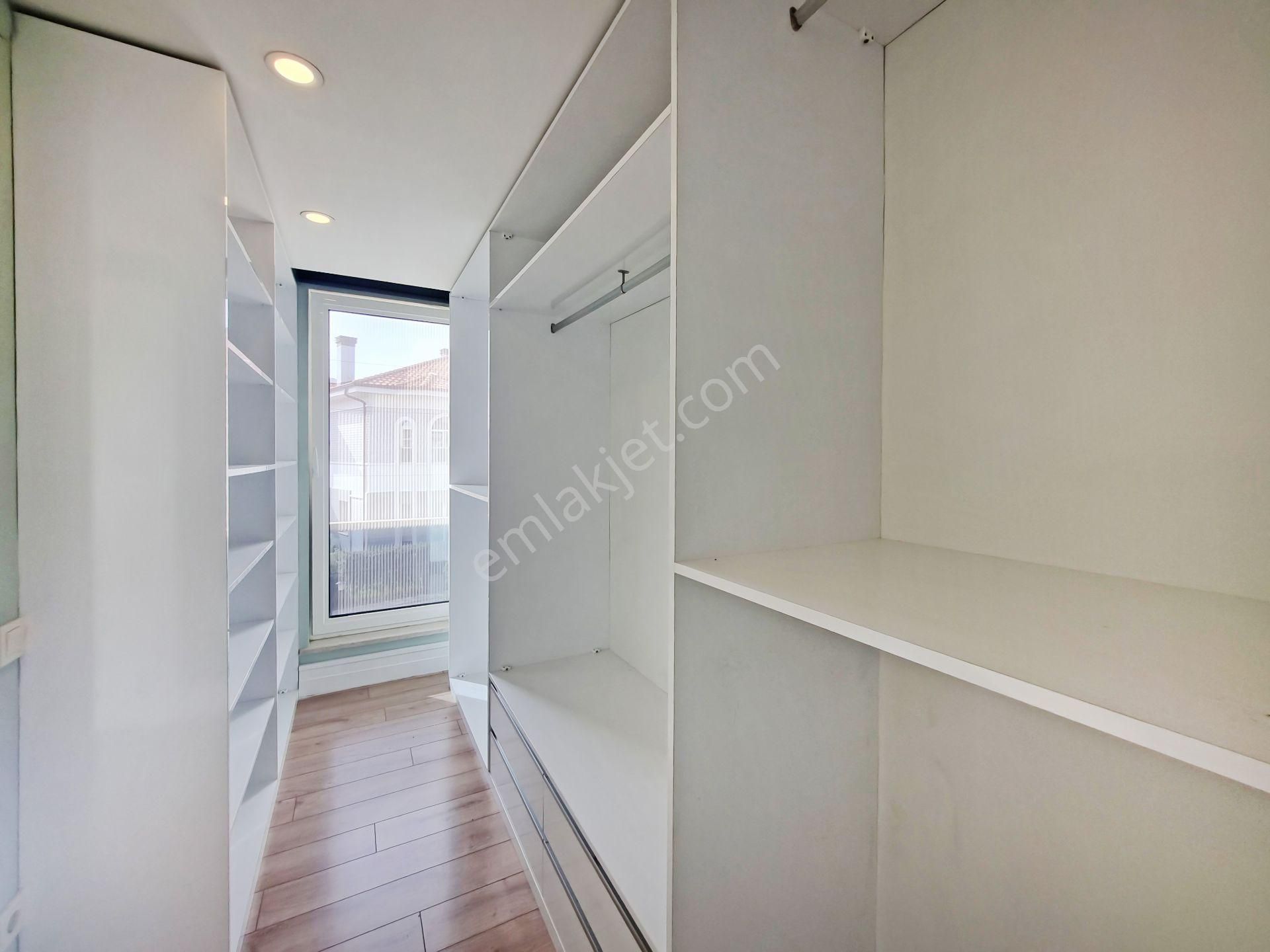 Gökhan Üçgün'den Panorama Villaları'nda Dubleks Rowhouse Villa - Görsel 16