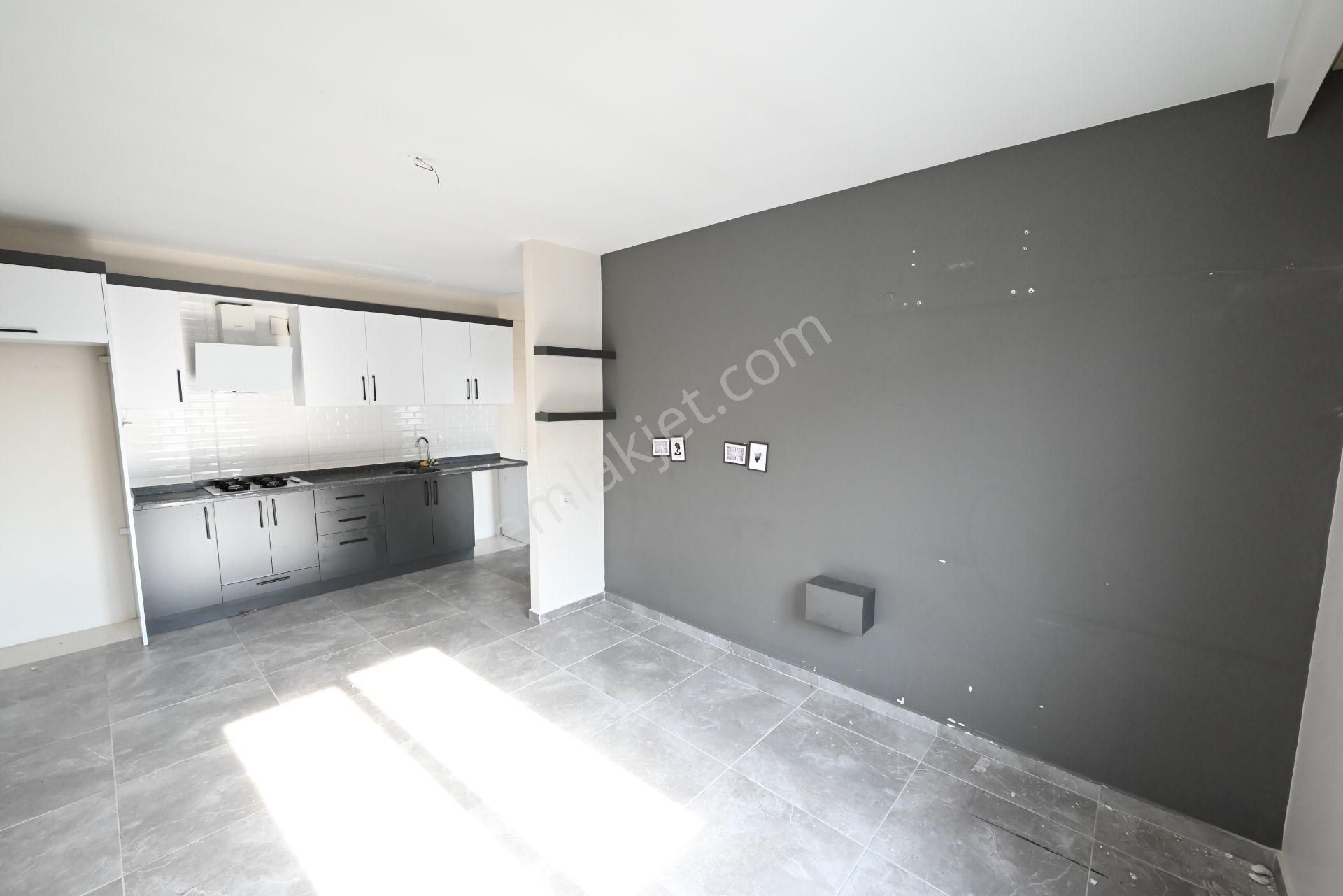 Üstünkent Emlak'tan Çiftlikköyde 1+1 Eşyasız Kiralık Daire - Görsel 2