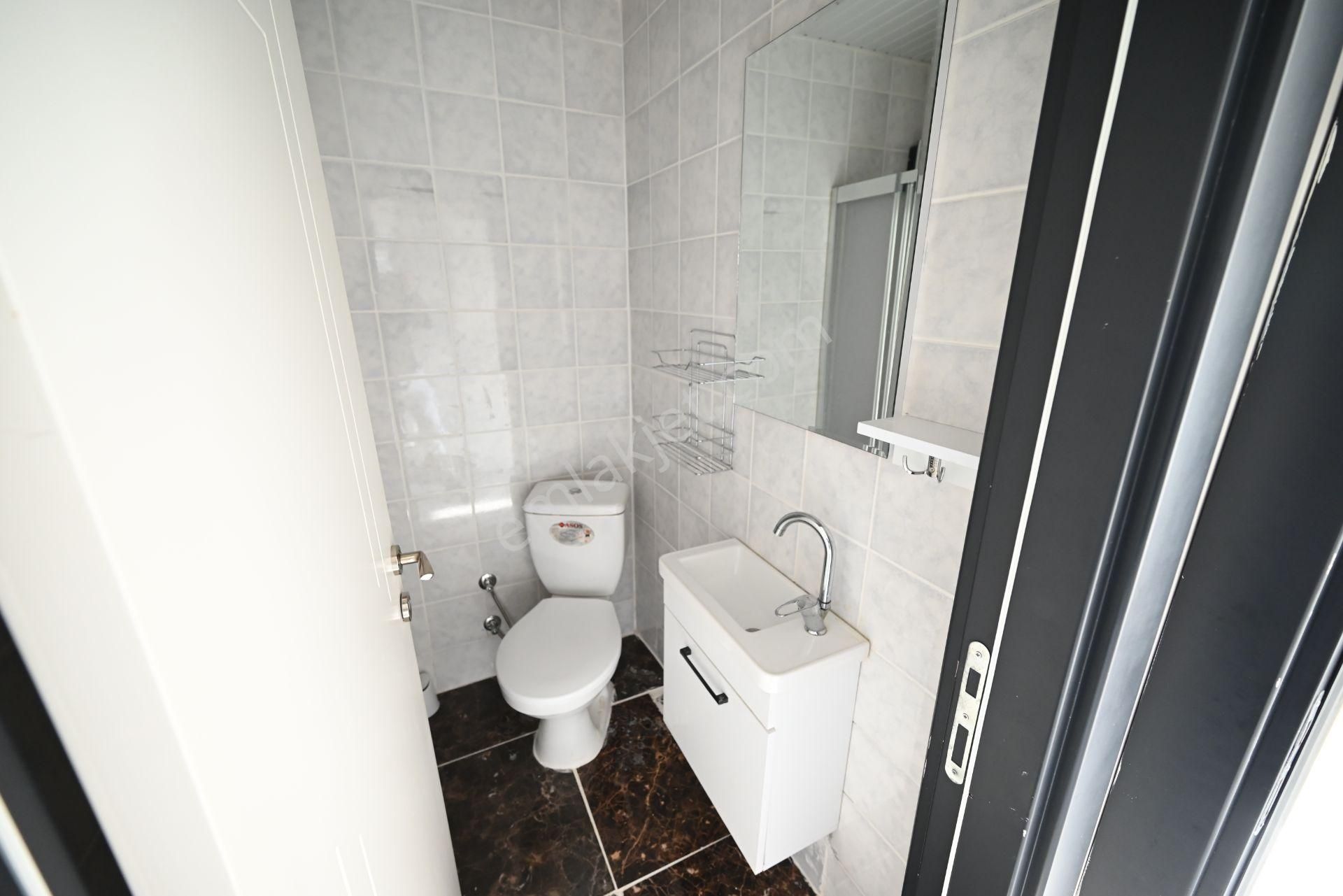 Üstünkent Emlak'tan Çiftlikköyde 1+1 Eşyasız Kiralık Daire - Görsel 30
