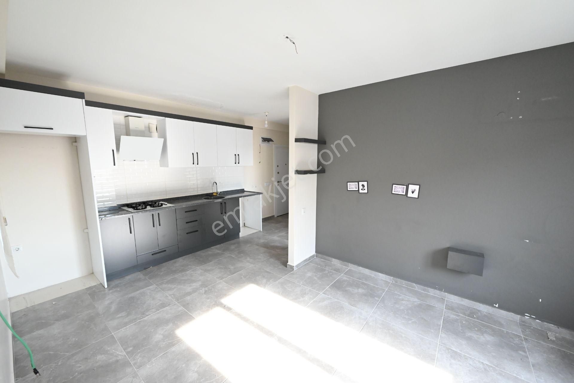 Üstünkent Emlak'tan Çiftlikköyde 1+1 Eşyasız Kiralık Daire - Görsel 9