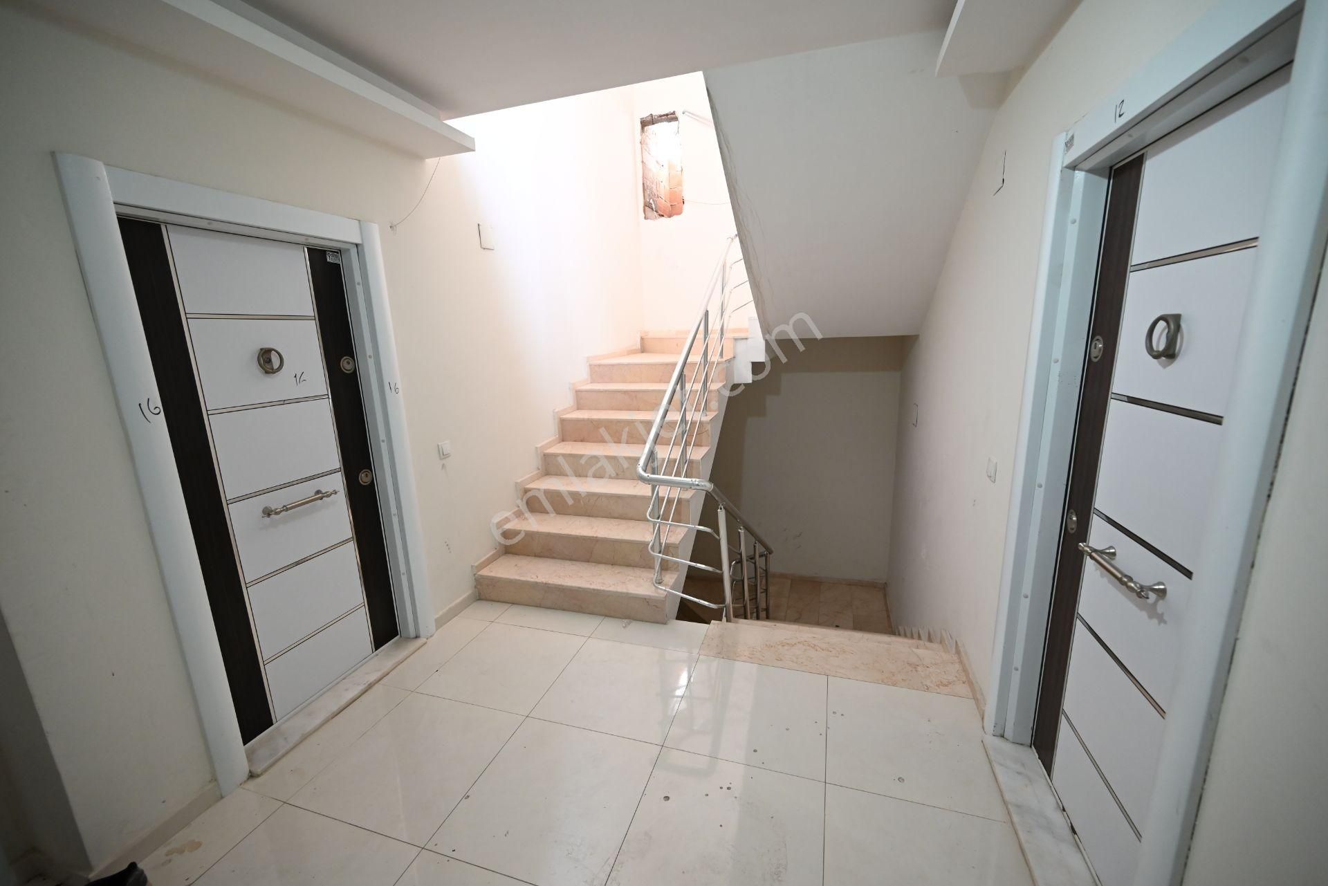 Üstünkent Emlak'tan Çiftlikköyde 1+1 Eşyasız Kiralık Daire - Görsel 40