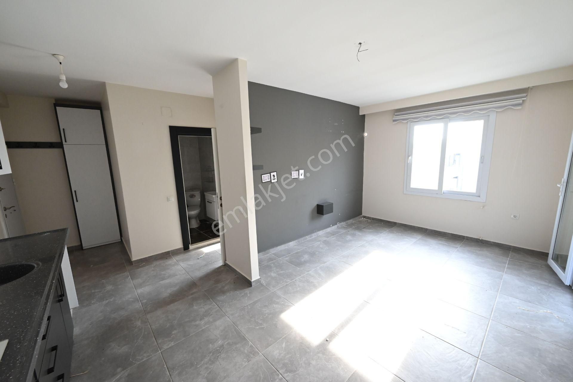Üstünkent Emlak'tan Çiftlikköyde 1+1 Eşyasız Kiralık Daire - Görsel 14