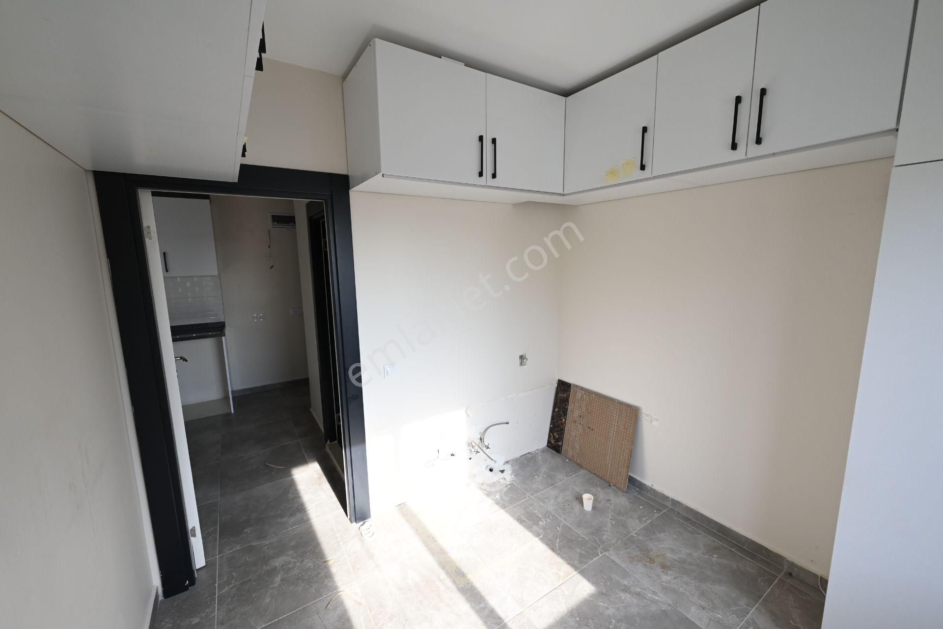Üstünkent Emlak'tan Çiftlikköyde 1+1 Eşyasız Kiralık Daire - Görsel 24