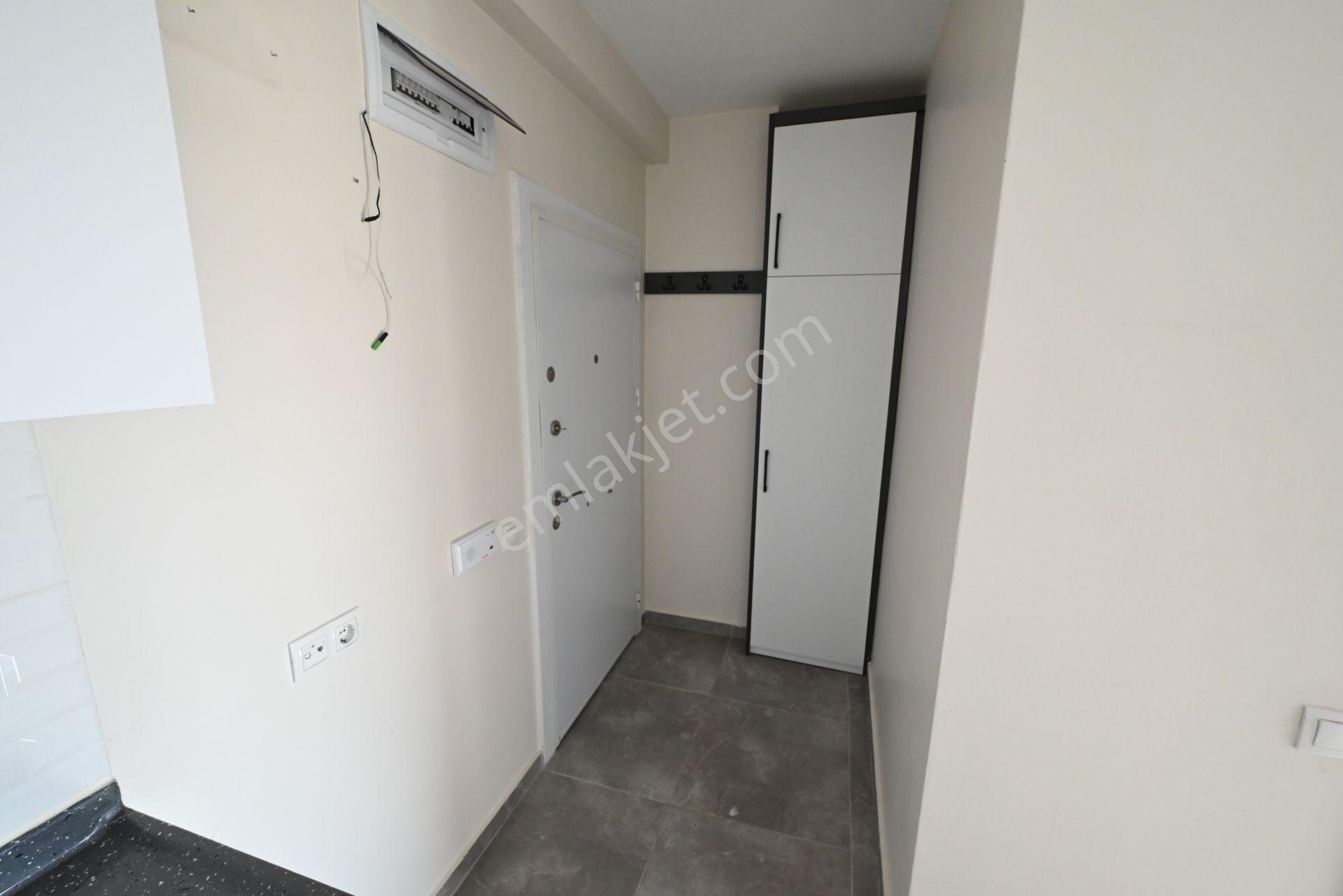 Üstünkent Emlak'tan Çiftlikköyde 1+1 Eşyasız Kiralık Daire - Görsel 39