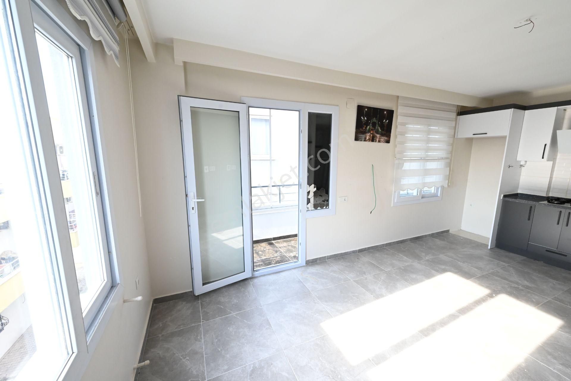 Üstünkent Emlak'tan Çiftlikköyde 1+1 Eşyasız Kiralık Daire - Görsel 7