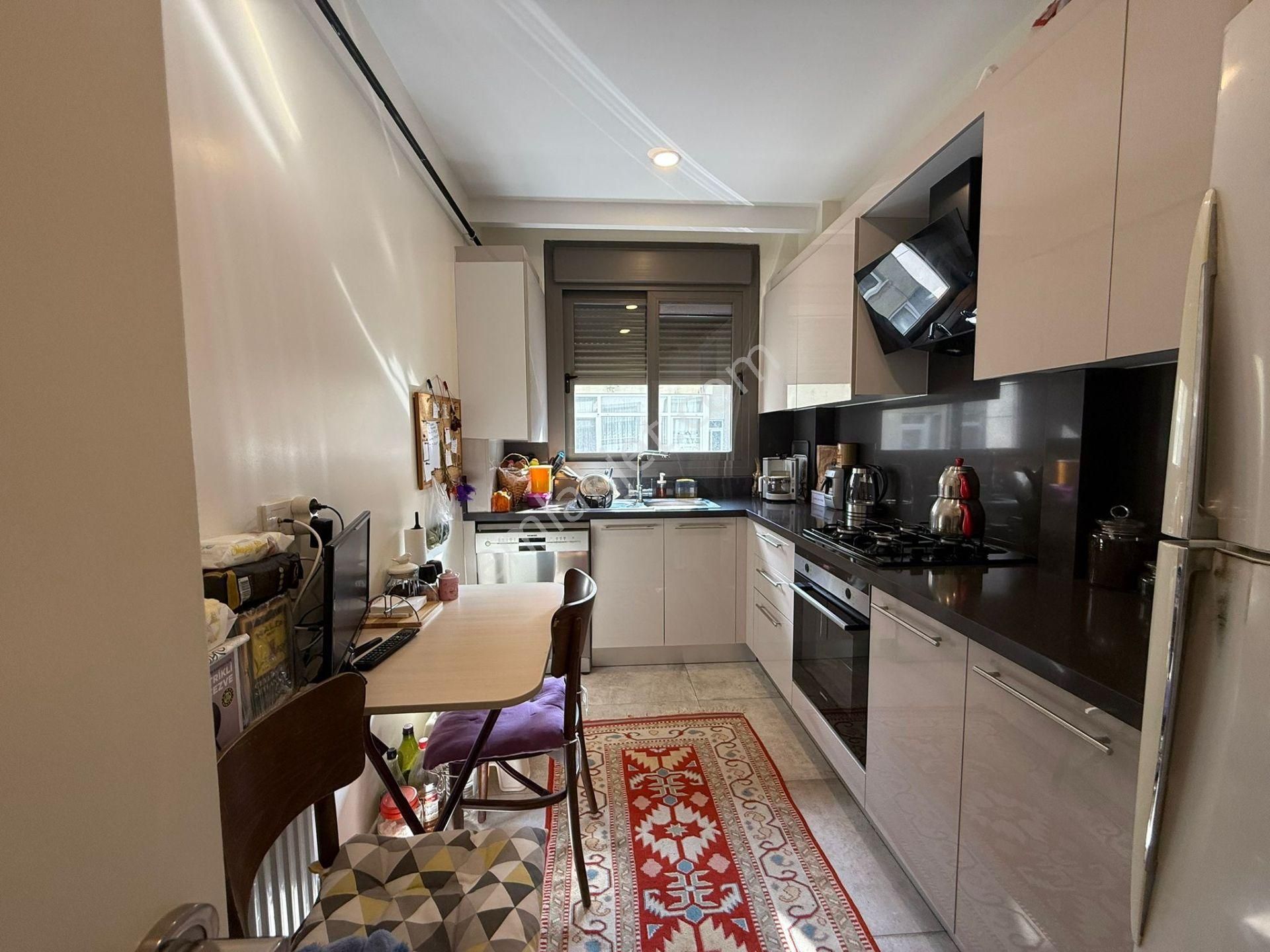 Şenesenevlerde Minübüs Caddesine 1. Paralelde Yeni Binada Balkonlu 3+1 - Görsel 8