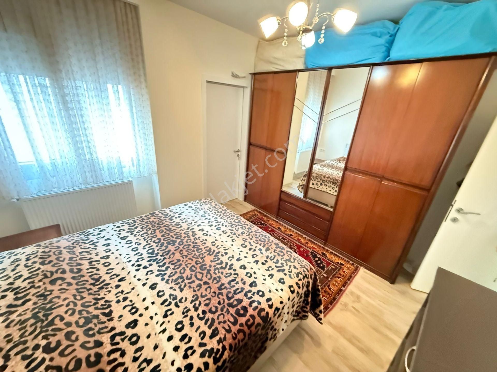 Şenesenevlerde Minübüs Caddesine 1. Paralelde Yeni Binada Balkonlu 3+1 - Görsel 12