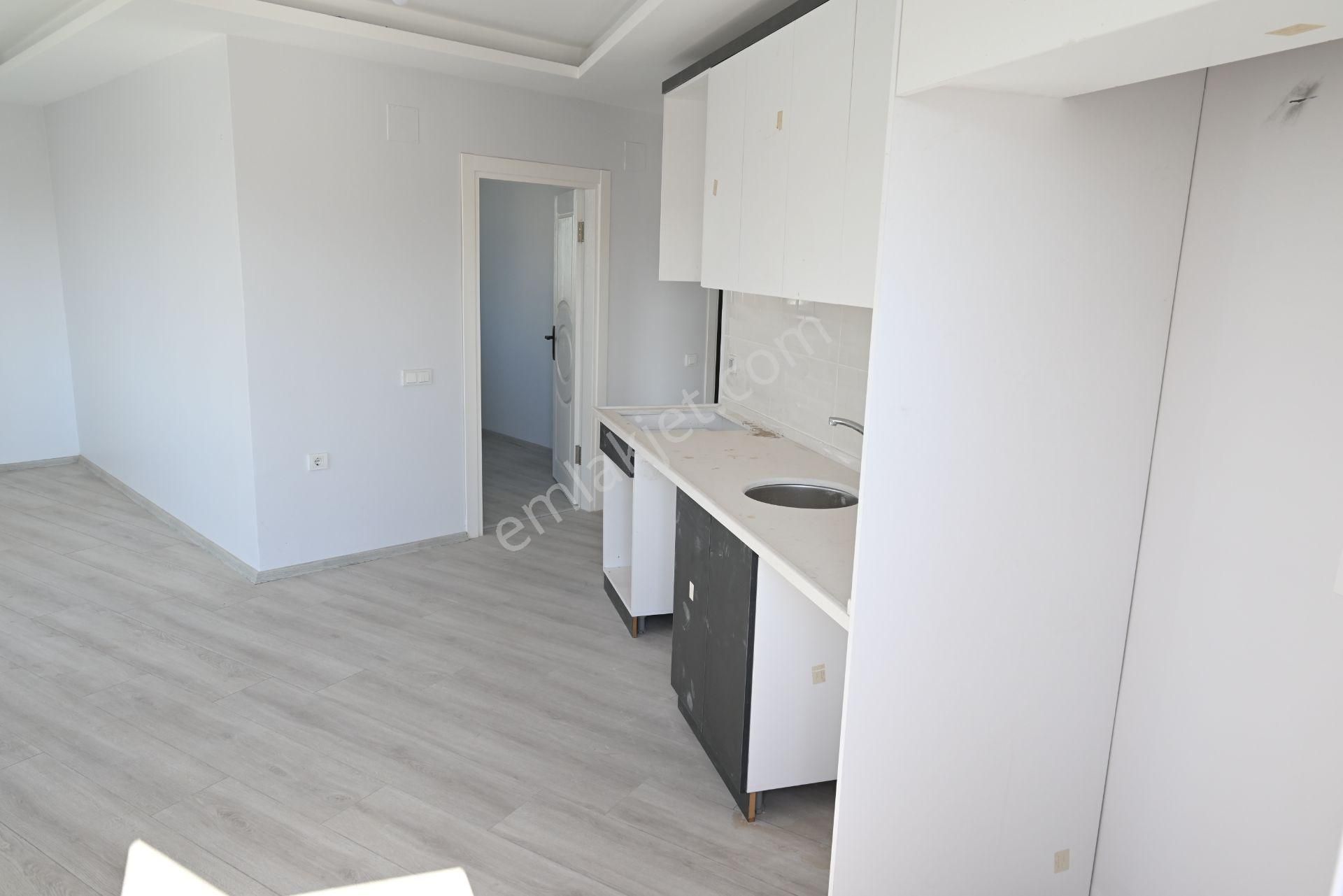 Üstünkent Emlak'tan Üniversiye Yakın 2+1 Sıfır Kiralık Daire - Görsel 16