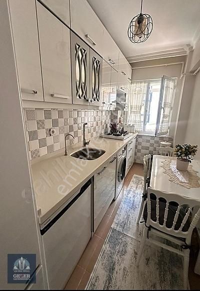 Satılık 2 Kat 14 Yaşında Küçükköy Meydanda 2+1 Daire - Görsel 3