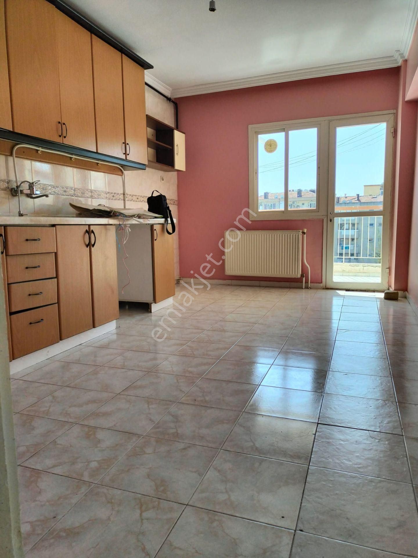 Kate Gayrimenkulden Dedebaşı Karşıyakada 3+1 Daire Kiralıktır - Görsel 12