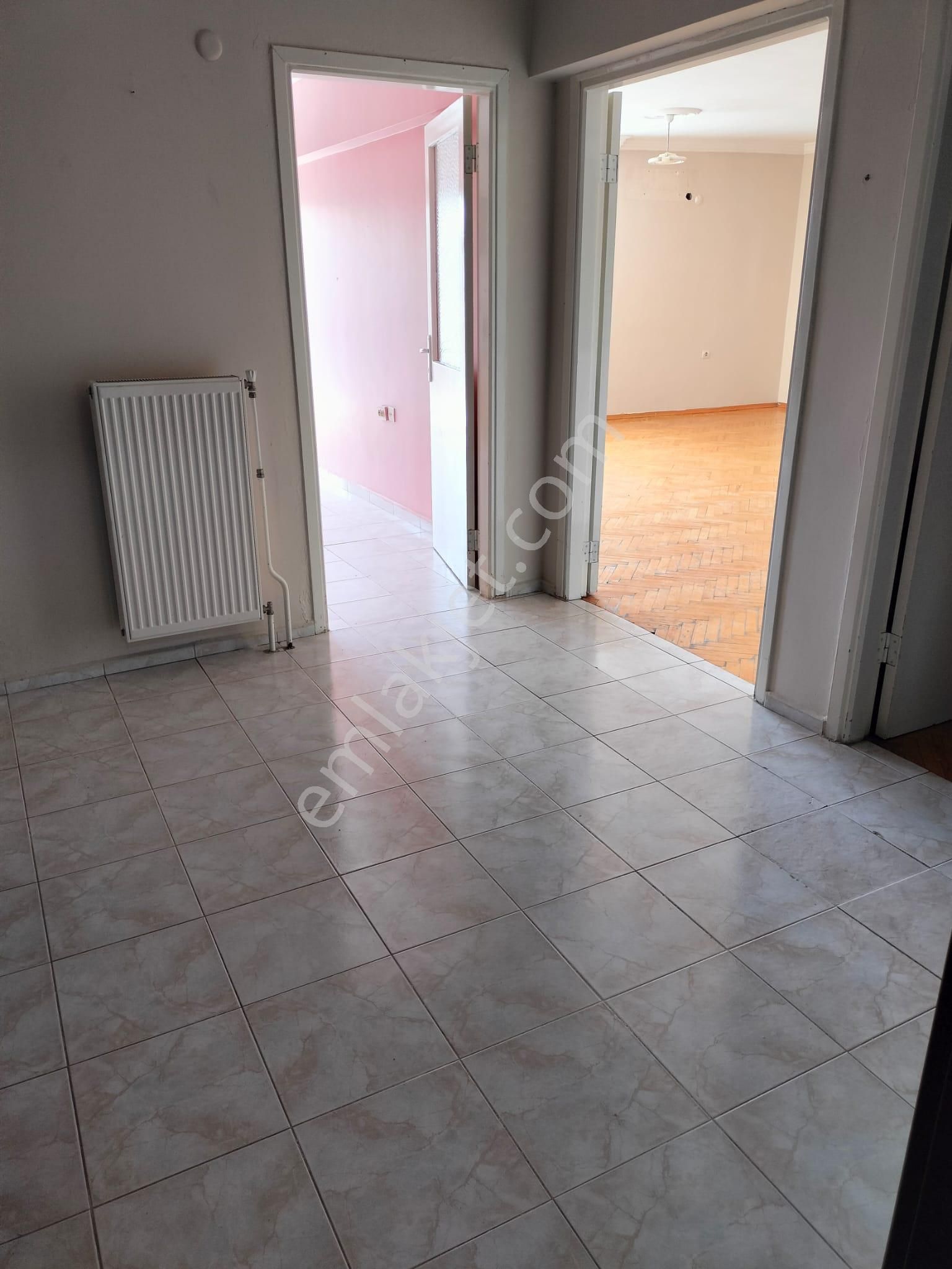 Kate Gayrimenkulden Dedebaşı Karşıyakada 3+1 Daire Kiralıktır - Görsel 6