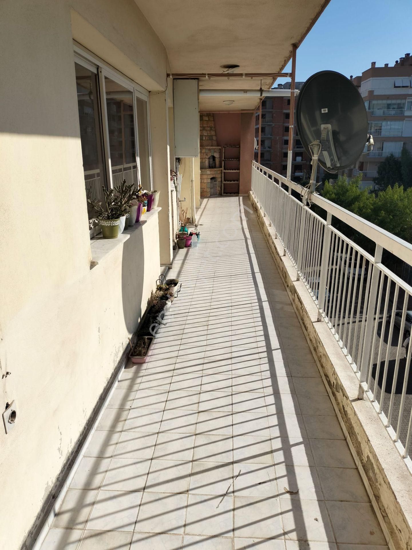 Kate Gayrimenkulden Dedebaşı Karşıyakada 3+1 Daire Kiralıktır - Görsel 26