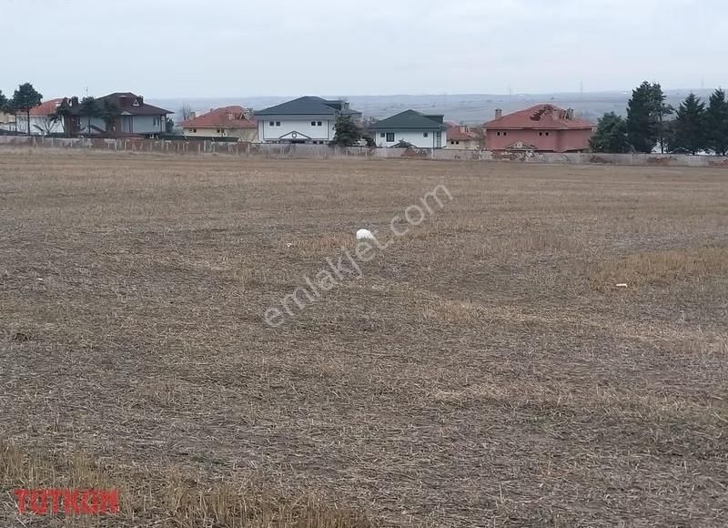 Göl Manzaralı 251m Yatırımlık Arsa Tapulu - Görsel 11