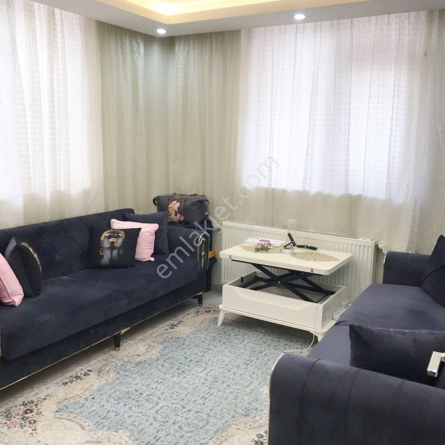 Yenibosna 1+1 Krediye Uygun Bahçekat Daire - Görsel 3