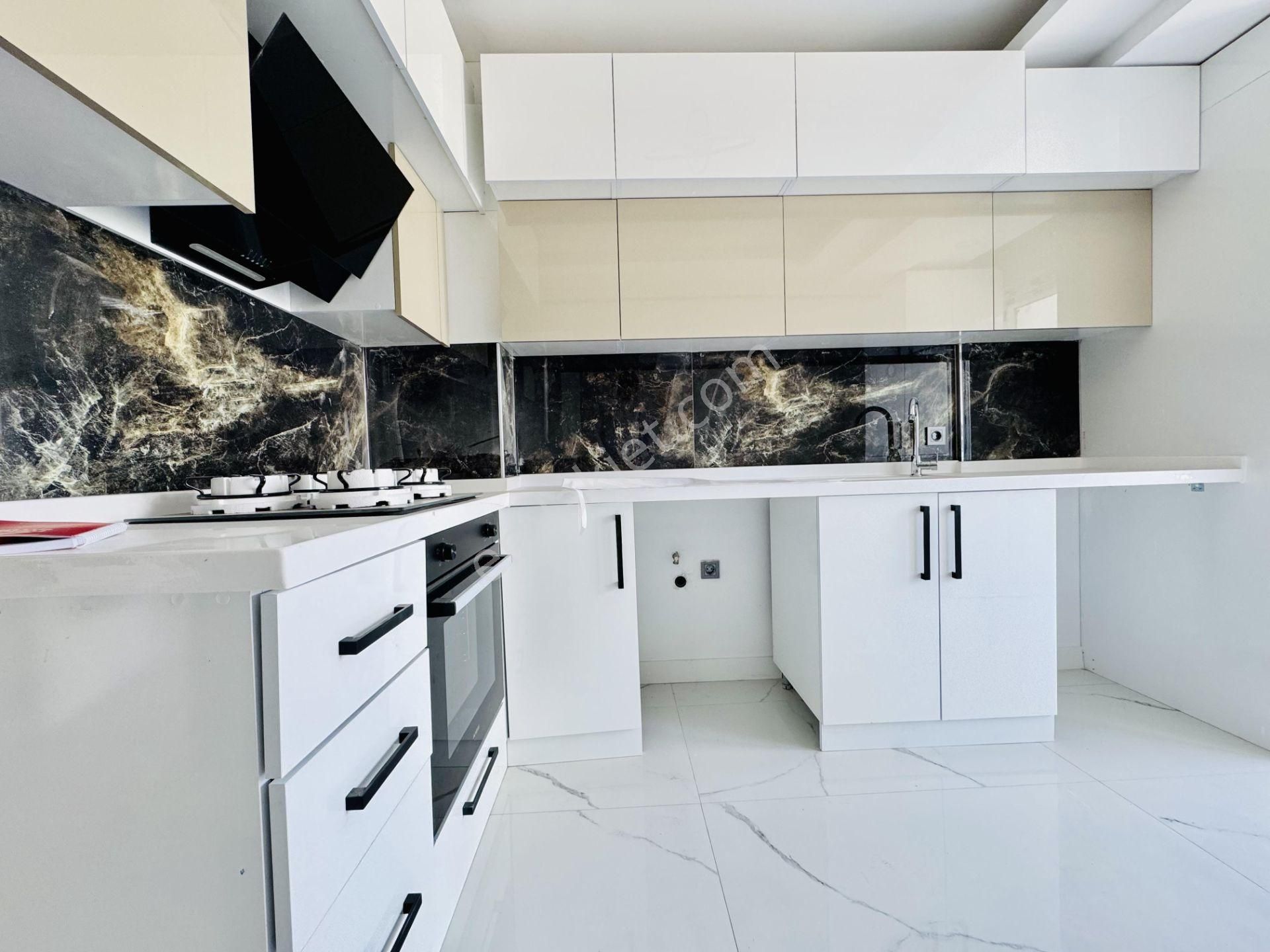 Çiftçioğullarından Azmi Ertuğrul Yakını Sıfır Y.ısıtma Lüx 2+1 - Görsel 3