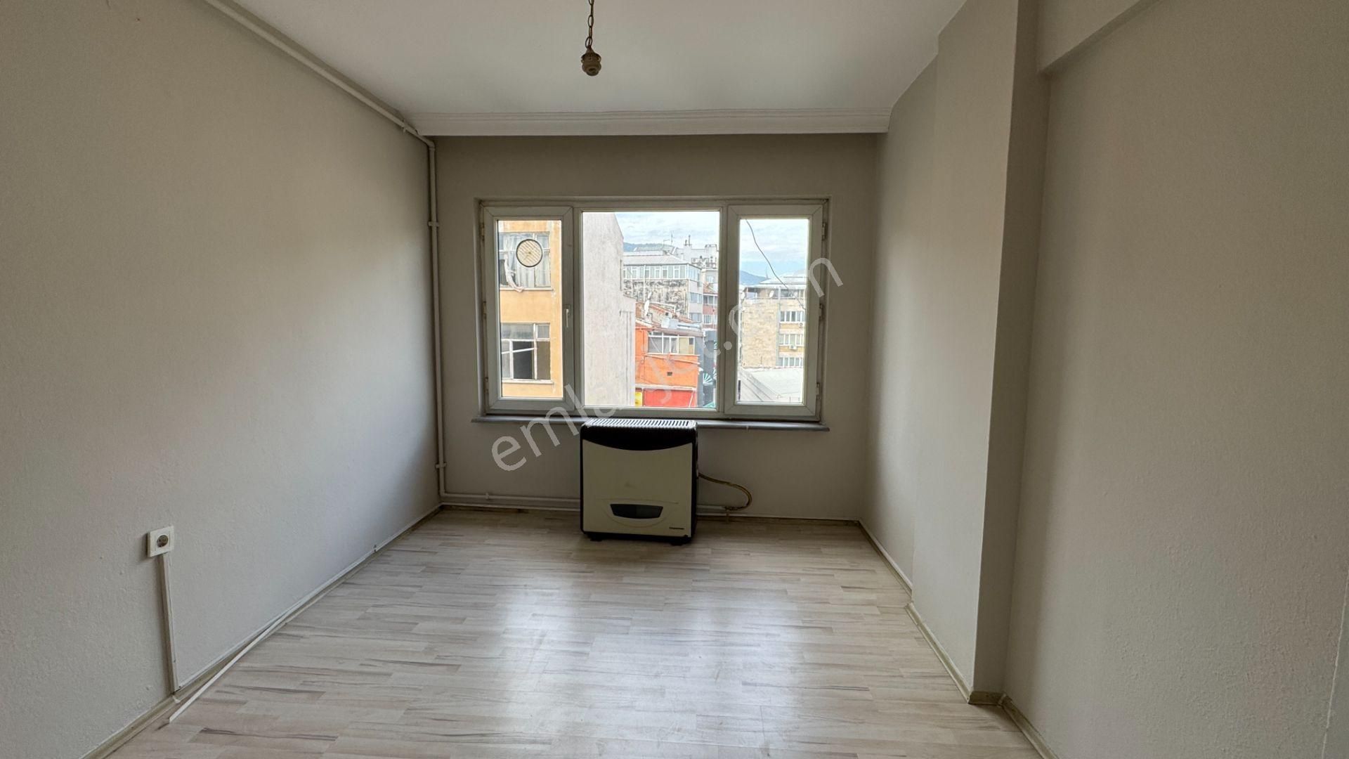 Bursa Osmangazi Alacamescit Mahallesinde Kiralık İşyeri - Görsel 12