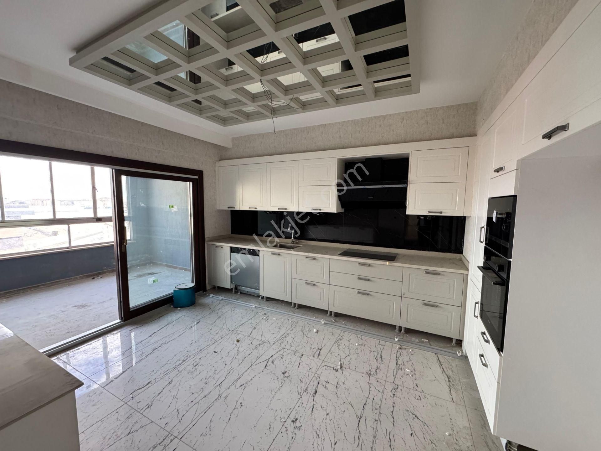 Emrah Çiftci'den Selçuklu Sancak Mah.green Park Sit.satılık 4+1 Ultra Lüks Daire - Görsel 3