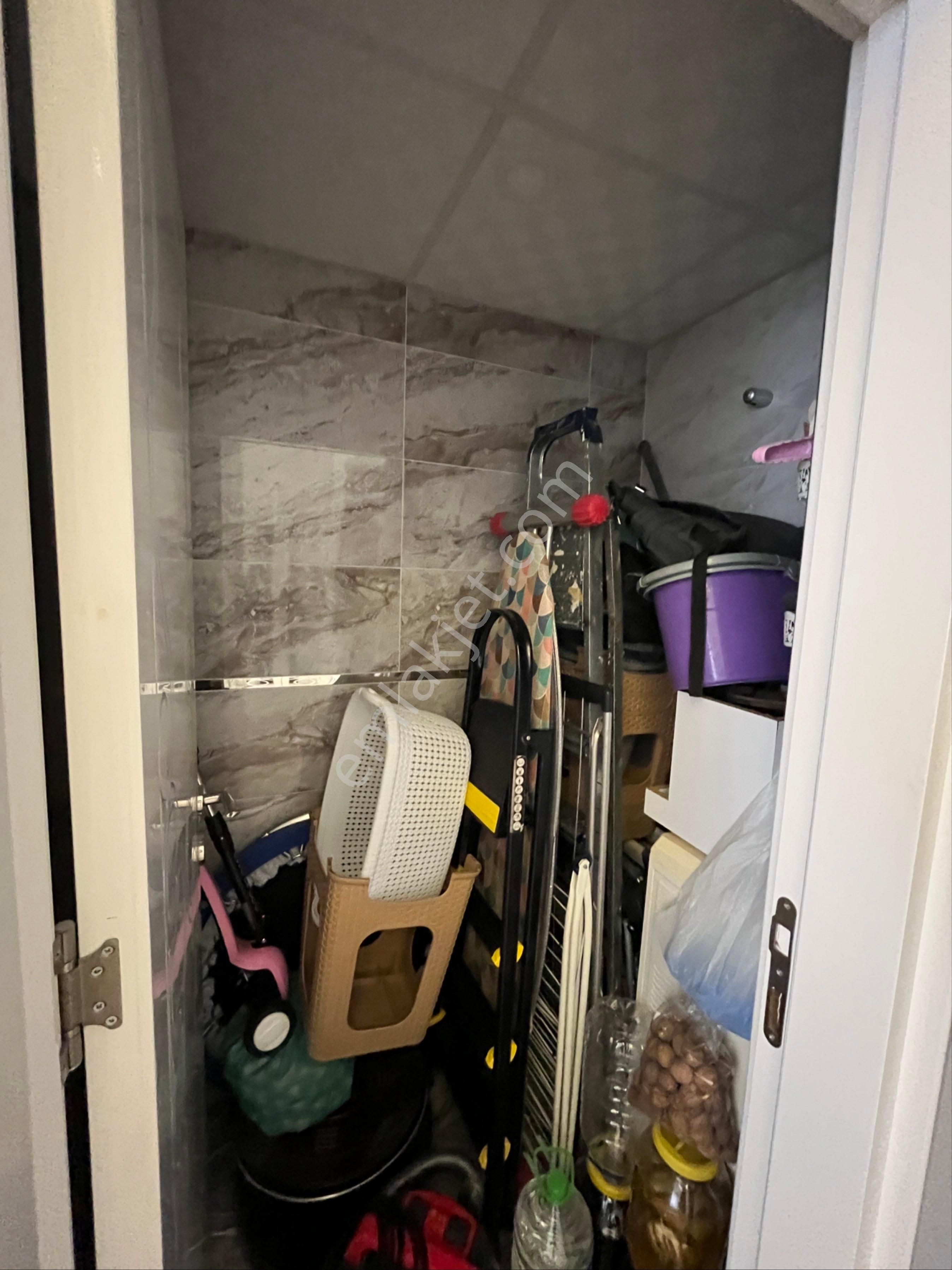 Fıstıklıda Satılık 3 +1 Göbek Daire - Görsel 9