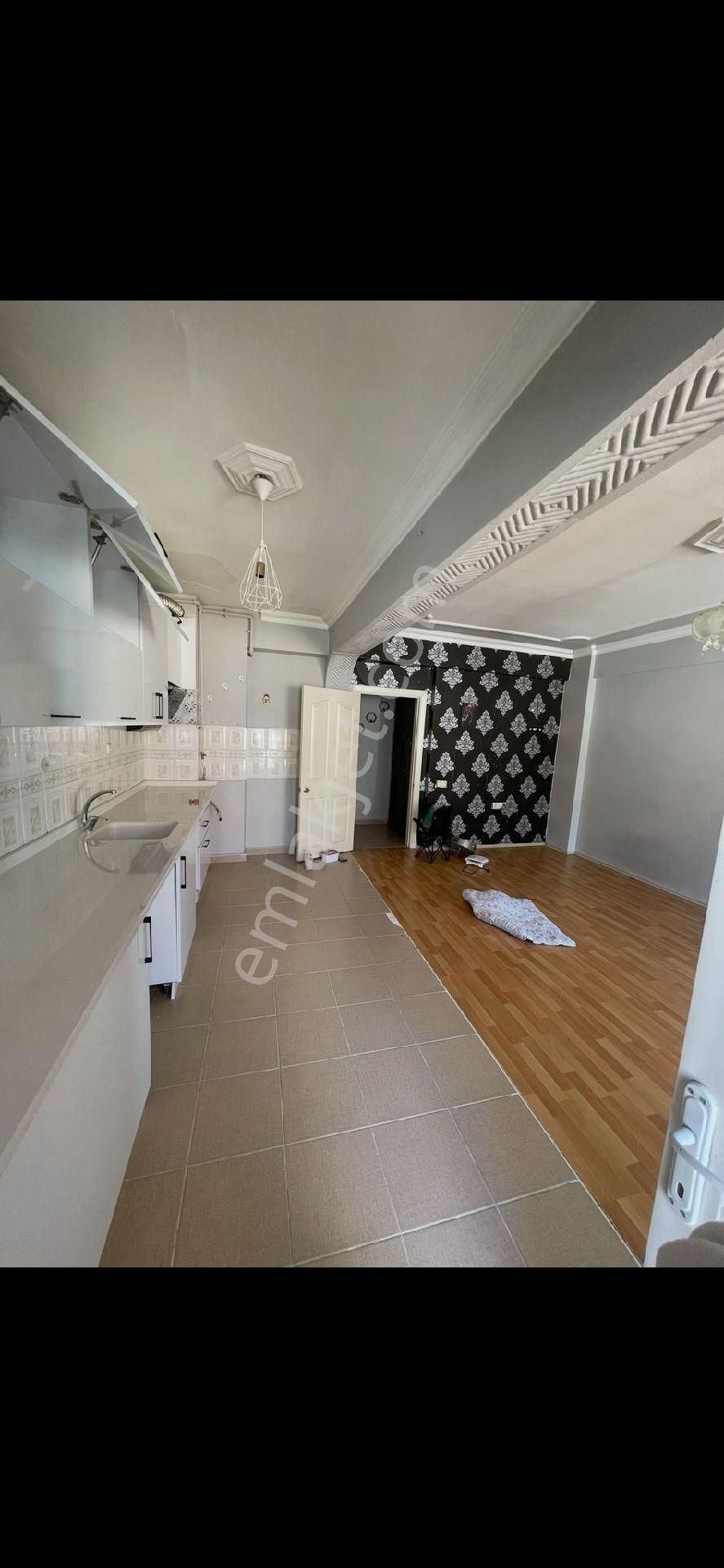 Bahçeli Evler Mahallesı Seylap Cd Sokağın'da 2+1 Üniversıteye Yakın Kiralık Daire - Görsel 5