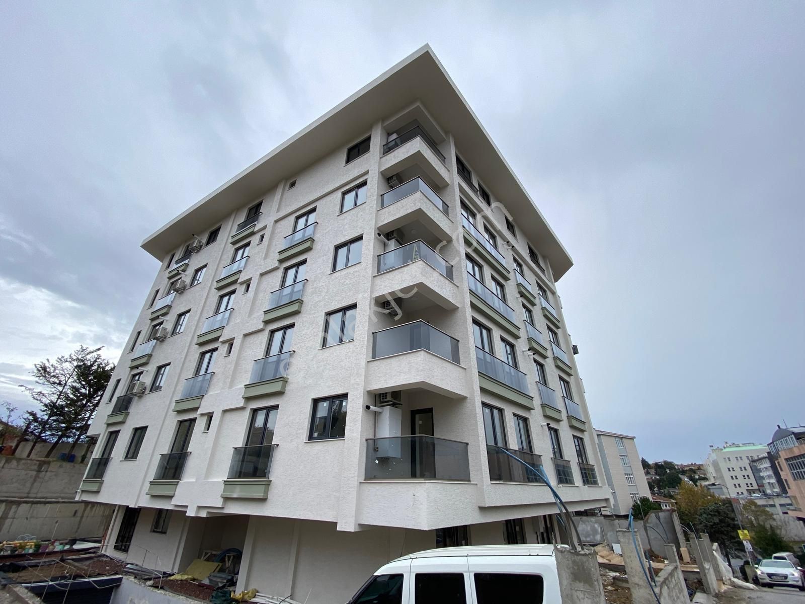 Üsküdar Bahçelievler De Full Eşyalı 1+1 Kiralık Bahçe Katı - Görsel 4