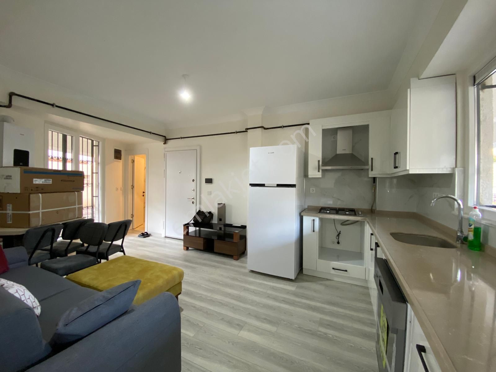 Üsküdar Bahçelievler De Full Eşyalı 1+1 Kiralık Bahçe Katı - Görsel 7