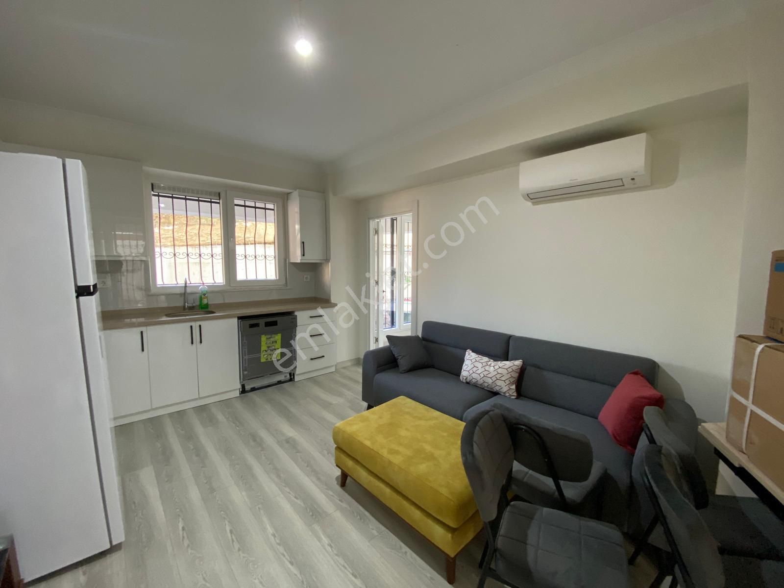 Üsküdar Bahçelievler De Full Eşyalı 1+1 Kiralık Bahçe Katı - Görsel 5