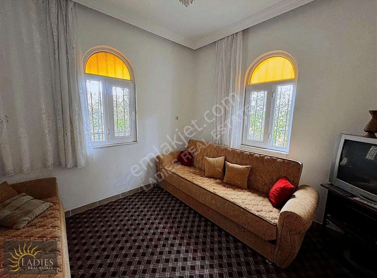 Karaçalı'da 517 M2 Arsa İçinde Satılık Müstakil Villa - Görsel 34
