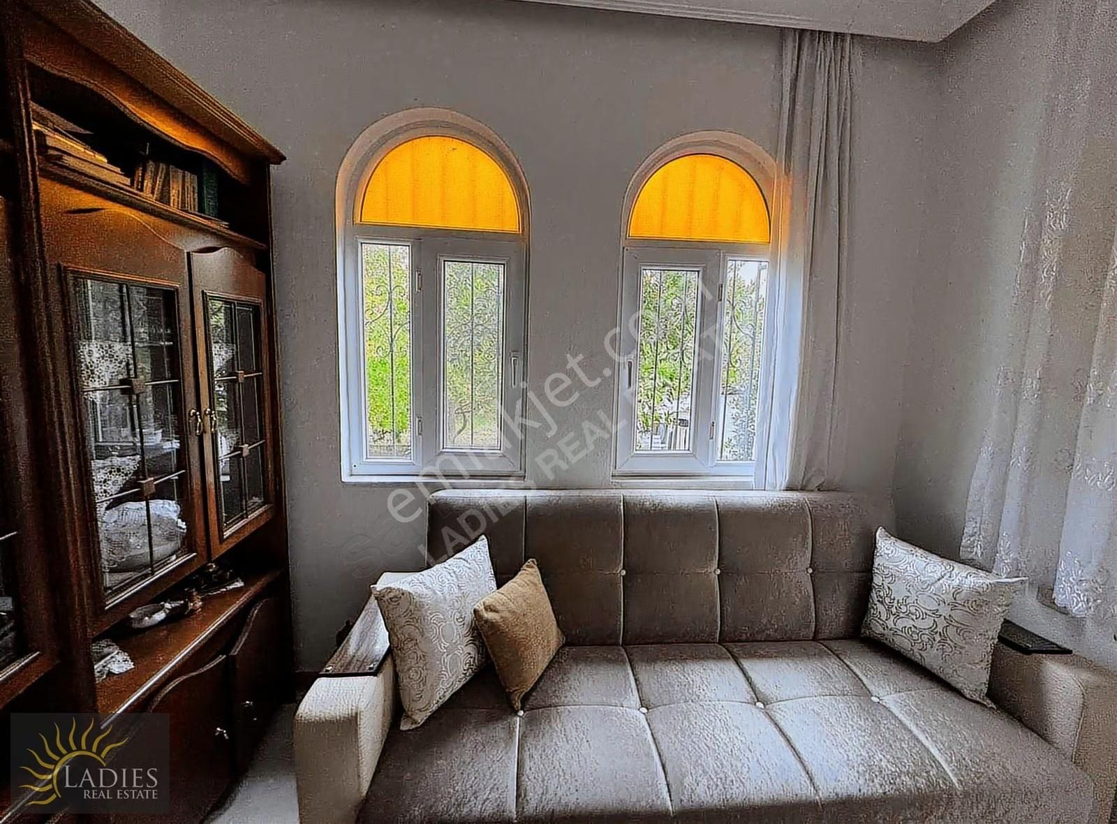 Karaçalı'da 517 M2 Arsa İçinde Satılık Müstakil Villa - Görsel 35