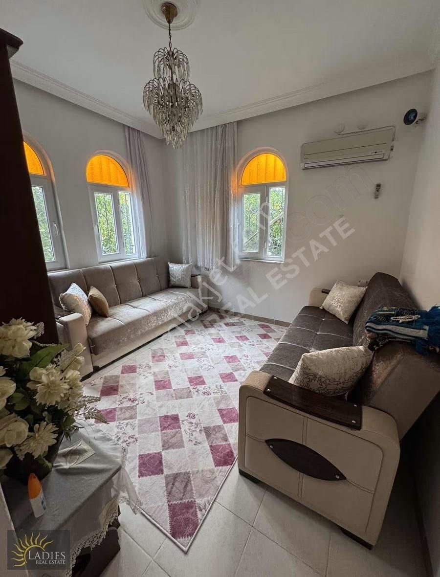 Karaçalı'da 517 M2 Arsa İçinde Satılık Müstakil Villa - Görsel 9