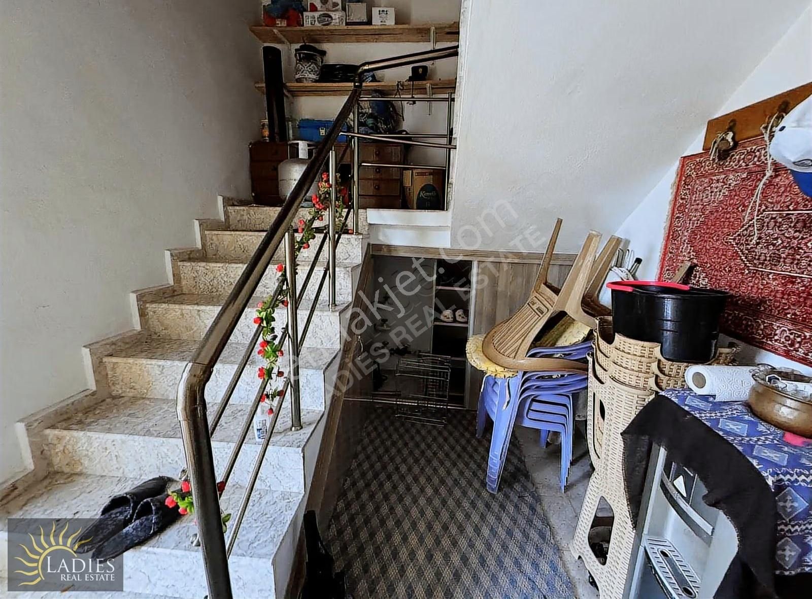 Karaçalı'da 517 M2 Arsa İçinde Satılık Müstakil Villa - Görsel 23