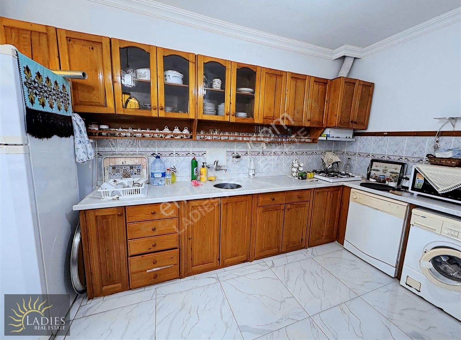 Karaçalı'da 517 M2 Arsa İçinde Satılık Müstakil Villa - Görsel 22