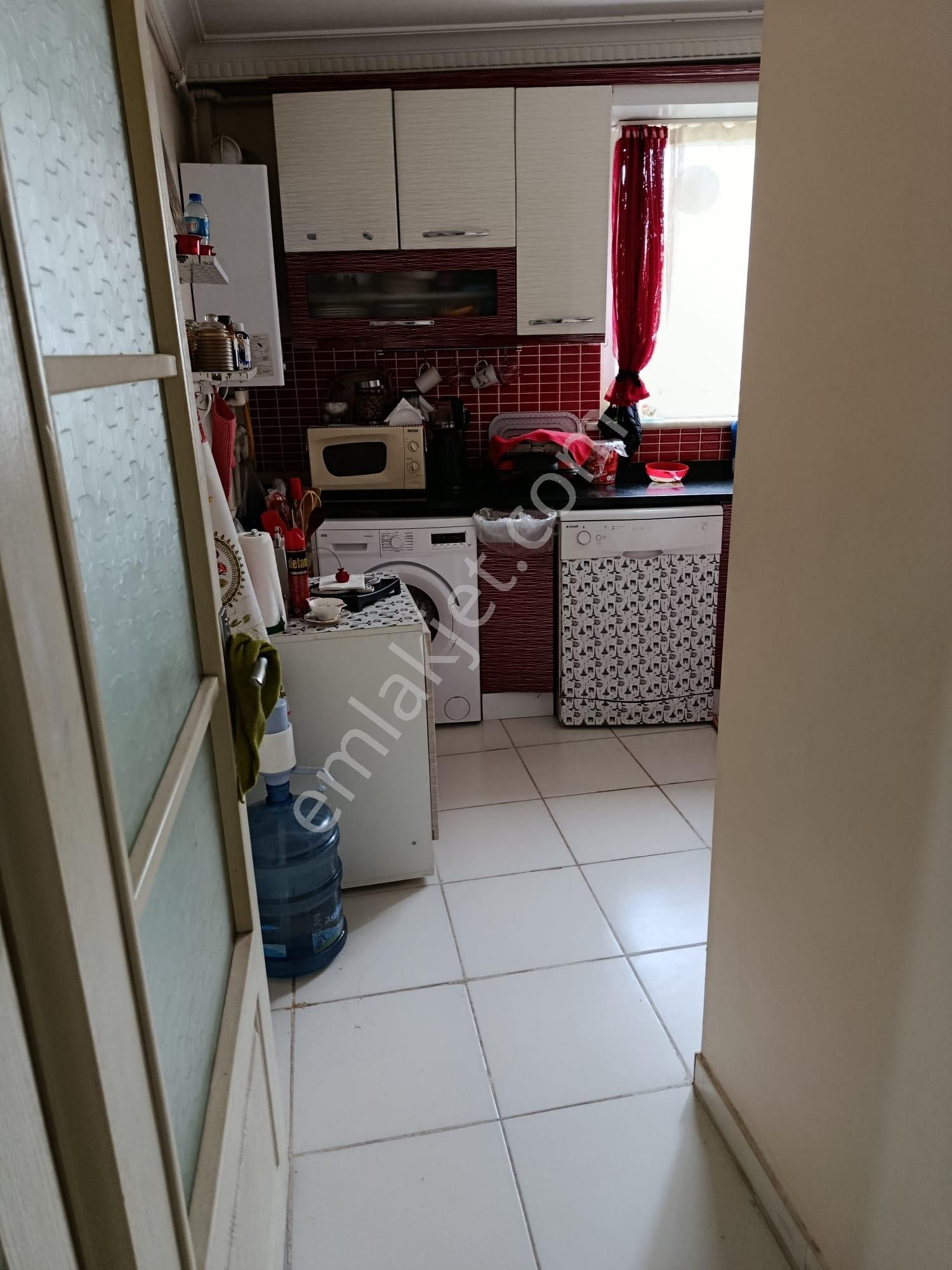 Beylikdüzü Gürpınar'da Satılık 2+1 Bakımlı Daire - Görsel 14