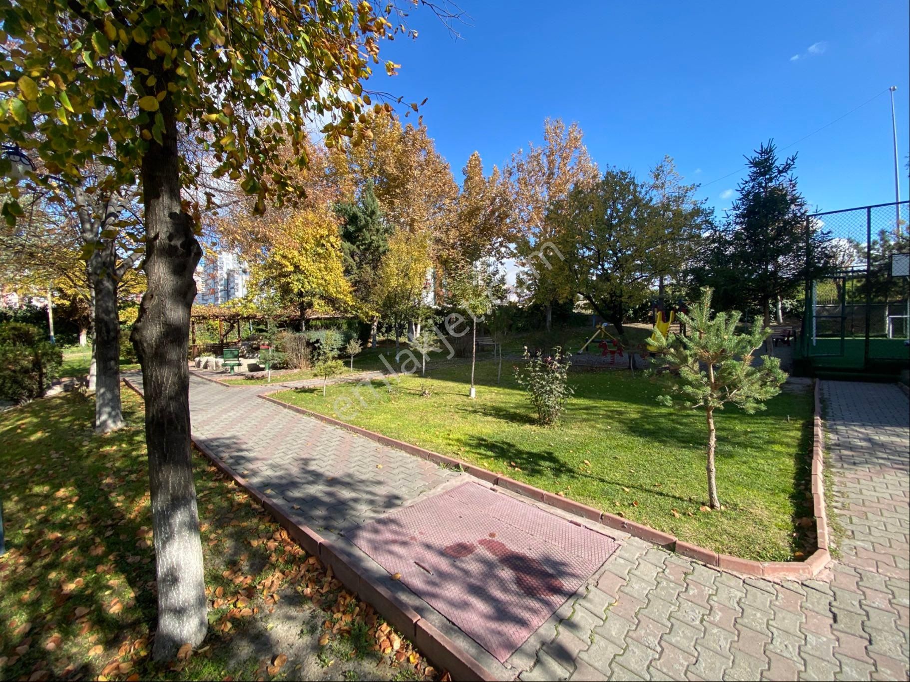 A L C Den Ay Yıldız 'da Ara Kat Siteiçi 3+1 Kiralık Daire - Görsel 24