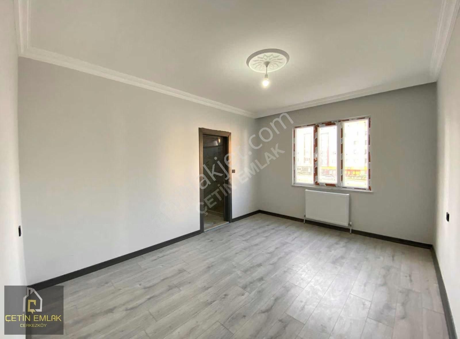 Çetin'den Tepe'de Emsalsiz 145m² 3+1 İskanlı Arakat Ön Cepe - Görsel 6