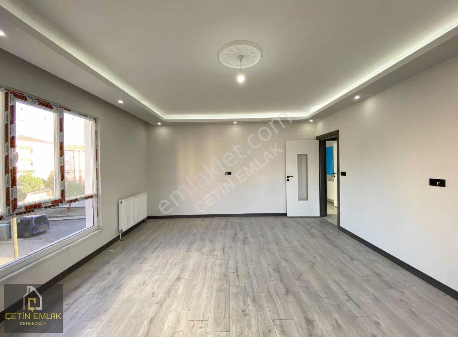 Çetin'den Tepe'de Emsalsiz 145m² 3+1 İskanlı Arakat Ön Cepe - Görsel 10