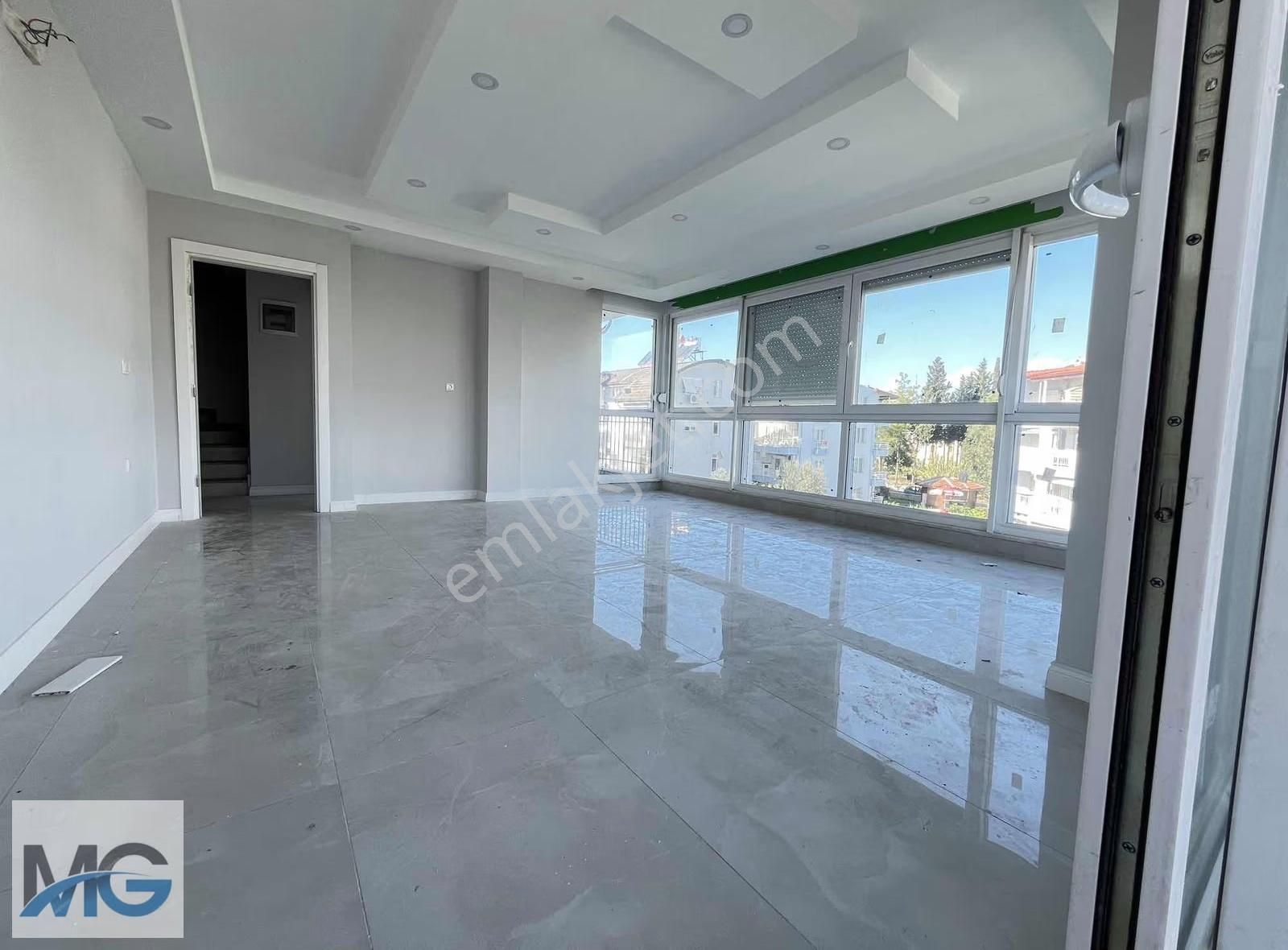 Side De Satılık Konumu Güzel Havuzlu Dubleks - Görsel 8