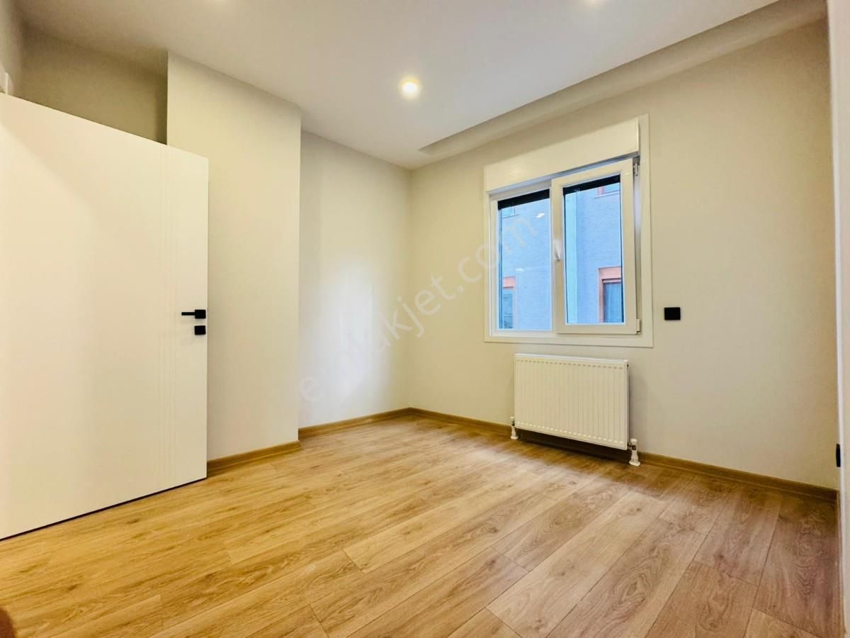 █ Konfor █ Altıntepe Minibüse 200 Mt Ön Cephe Ayrı Mutfaklı 3+1 - Görsel 30