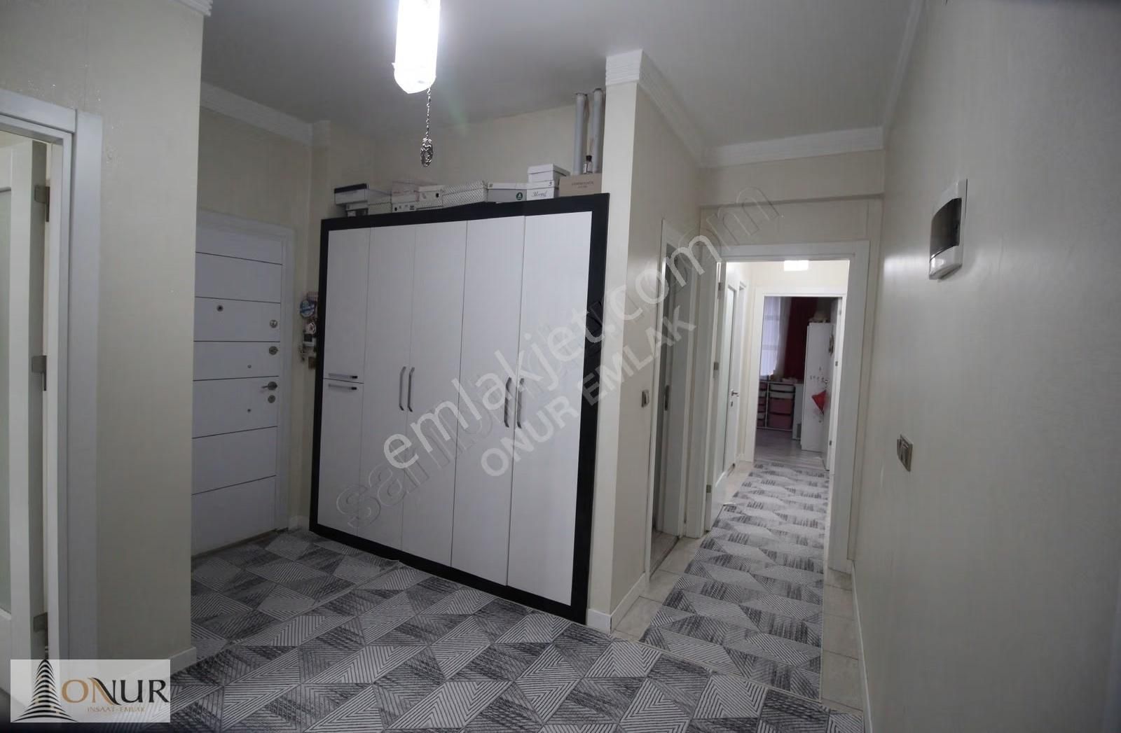 Onur Emlak Akabe Mah.fetih Cad. Ara Kat 3+1 Satılık Geniş Daire - Görsel 11