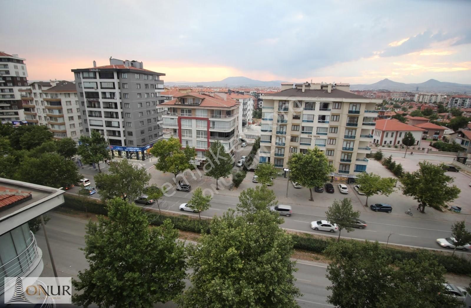 Onur Emlak Akabe Mah.fetih Cad. Ara Kat 3+1 Satılık Geniş Daire - Görsel 29