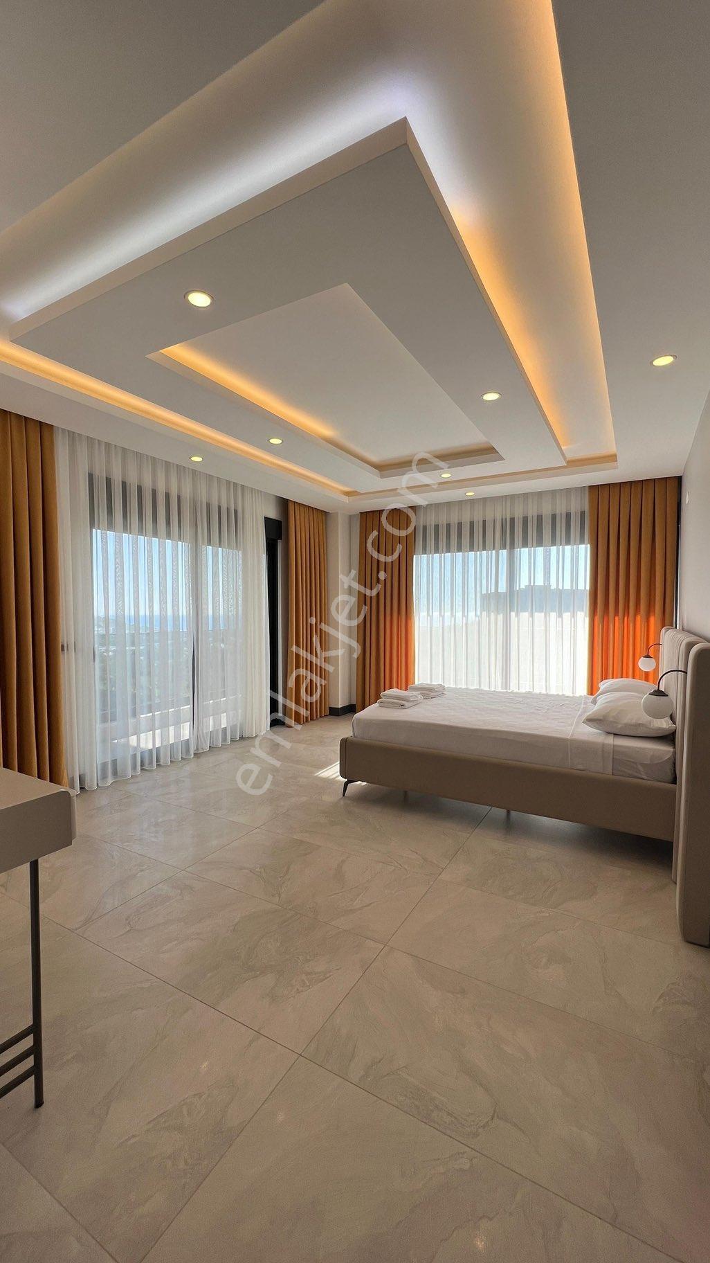 Deniz Manzaralı Eşyalı Satılık Villa - Görsel 9