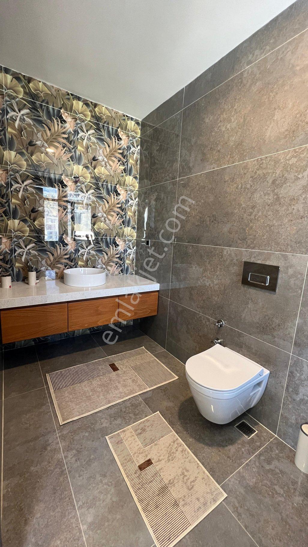 Deniz Manzaralı Eşyalı Satılık Villa - Görsel 8