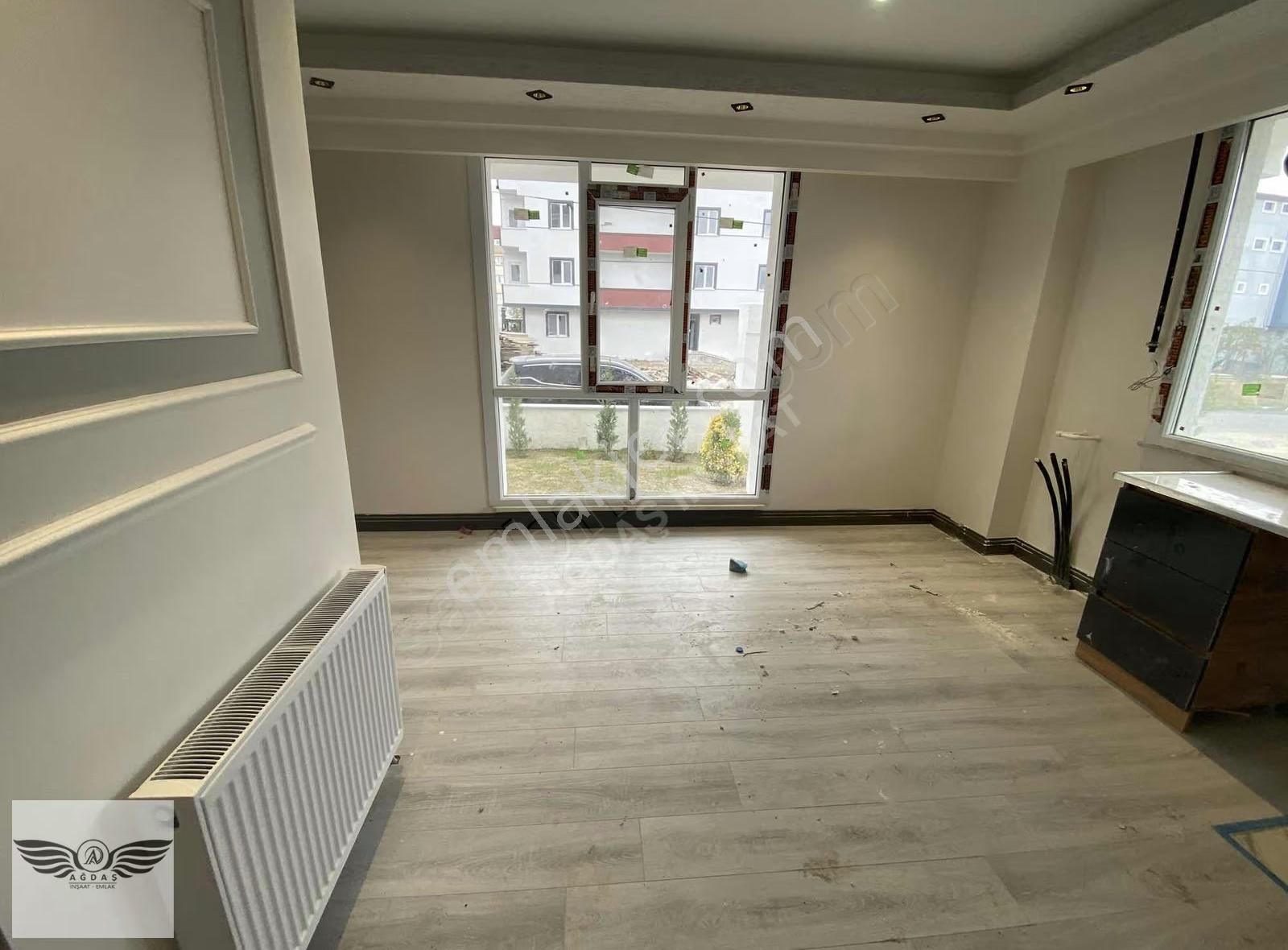 Kapaklı Bahçelievlerde 1+1 Ön Cephe Sıfır Daire - Görsel 4