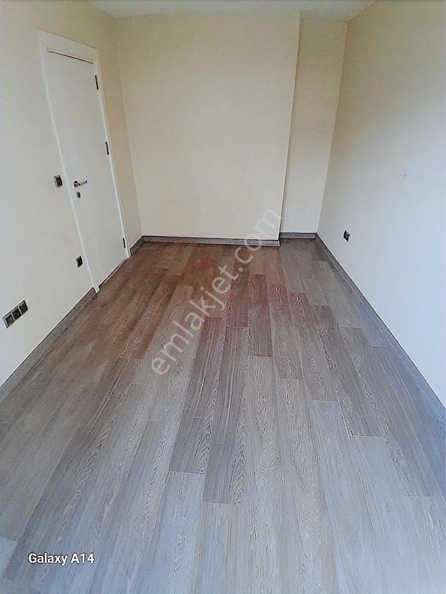 Eyüp Karadolapta Hisarpanorama Sitesınde Satılık 1+1 Daire - Görsel 20