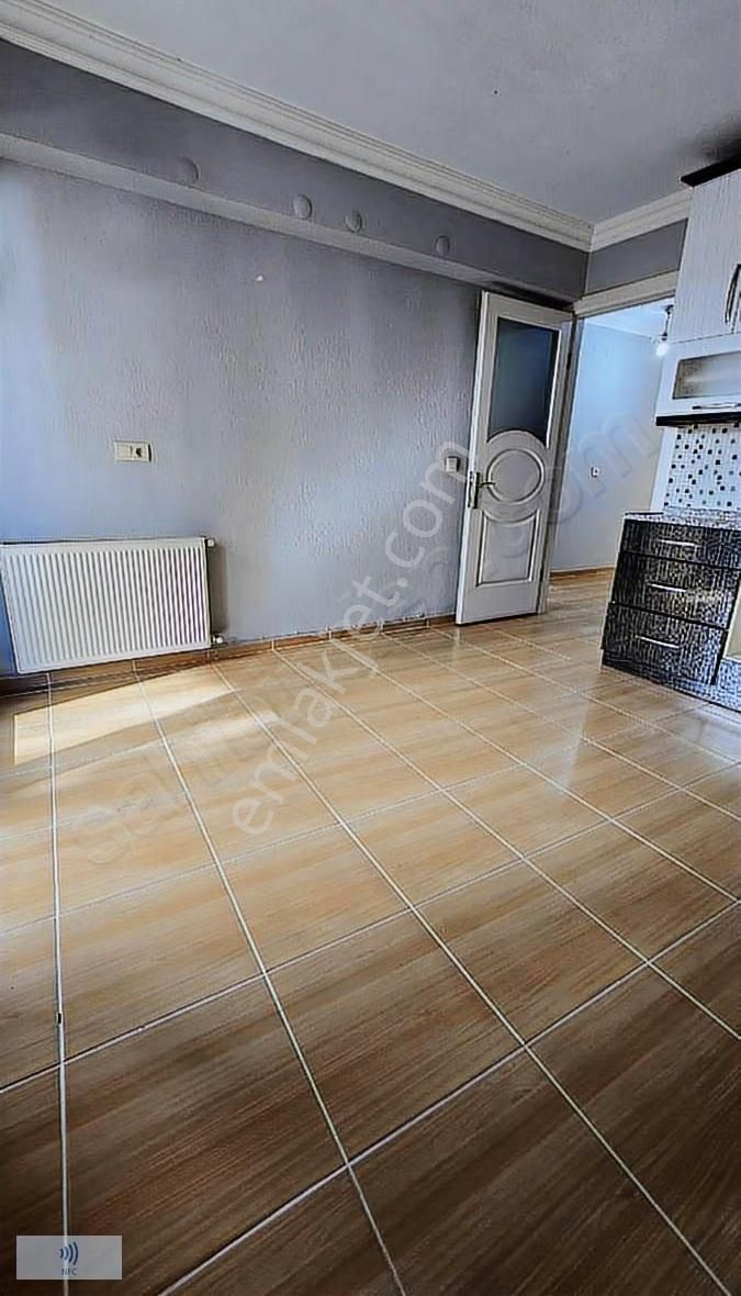 Bornova Kiralık 3+1 Daire - Görsel 8
