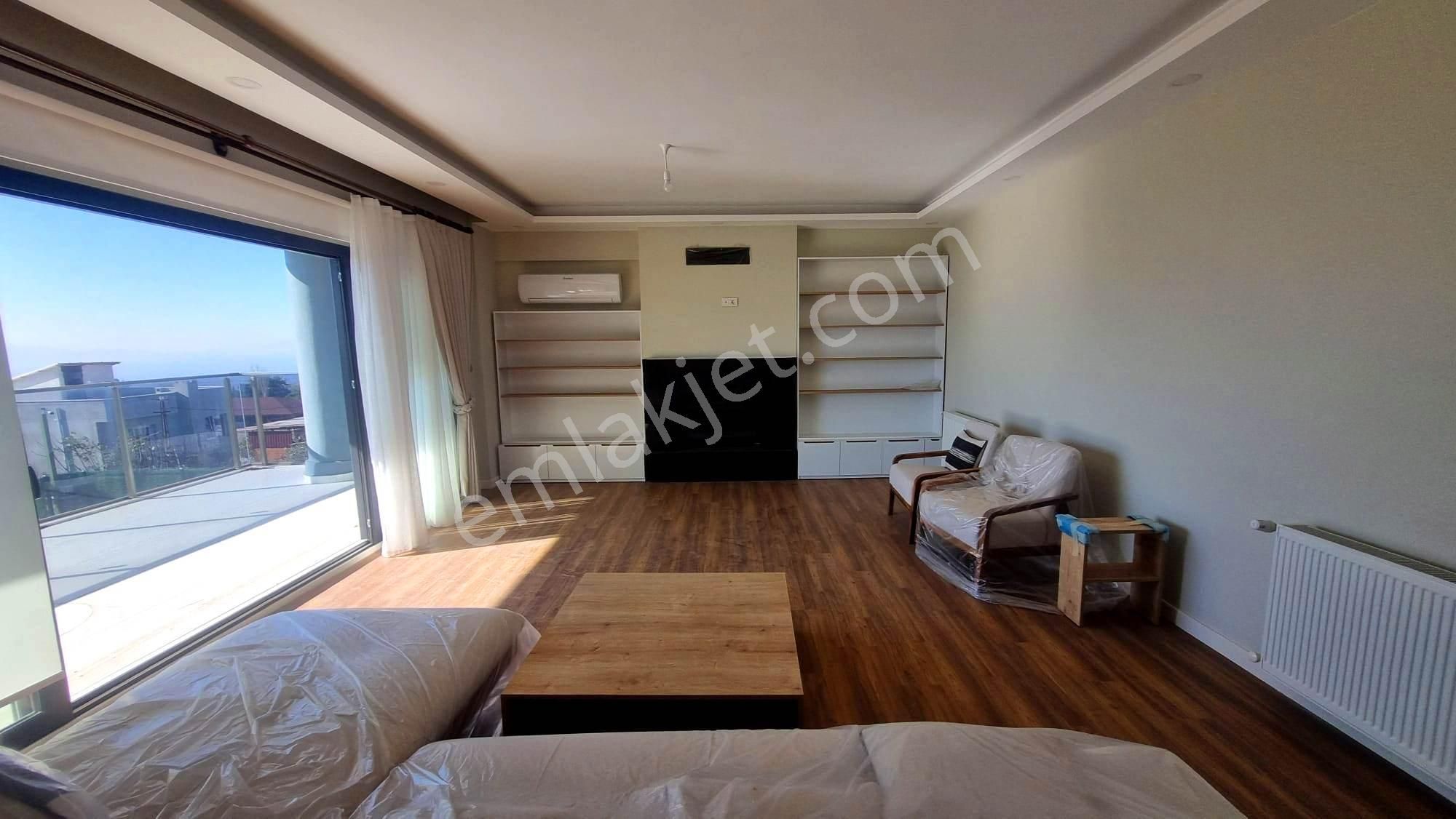 Yaylaköy'de Deniz Manzaralı Havuzlu 5+2 Müstakil Sıfır Villa - Görsel 12