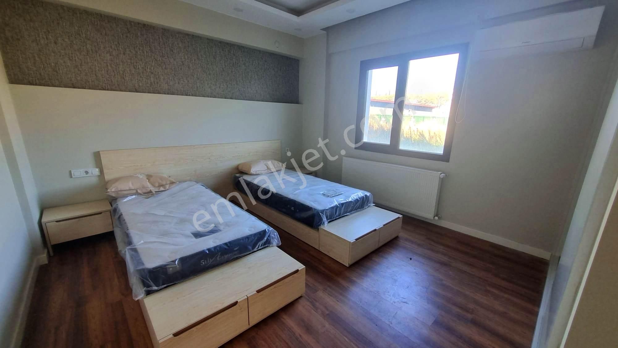 Yaylaköy'de Deniz Manzaralı Havuzlu 5+2 Müstakil Sıfır Villa - Görsel 21