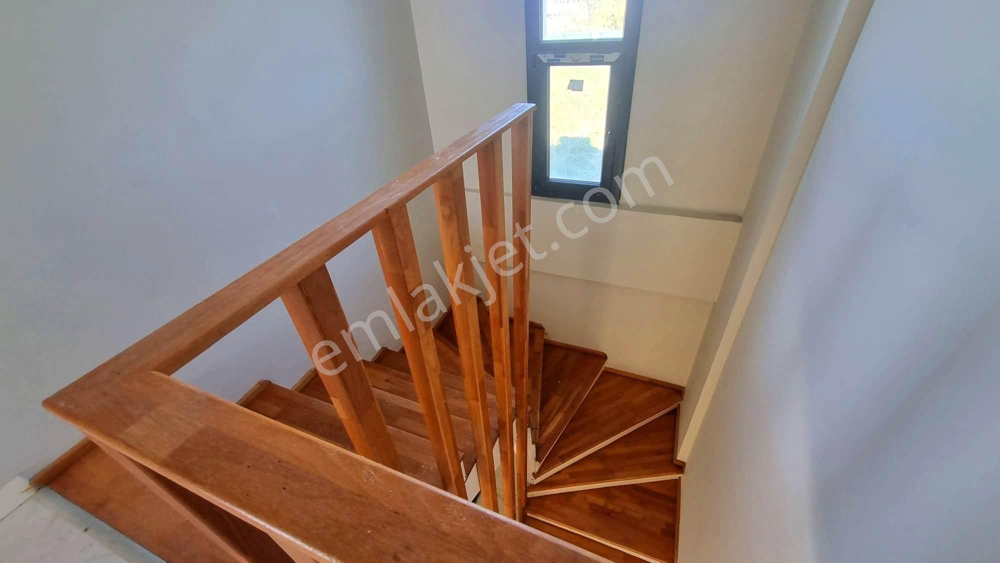 Yaylaköy'de Deniz Manzaralı Havuzlu 5+2 Müstakil Sıfır Villa - Görsel 20