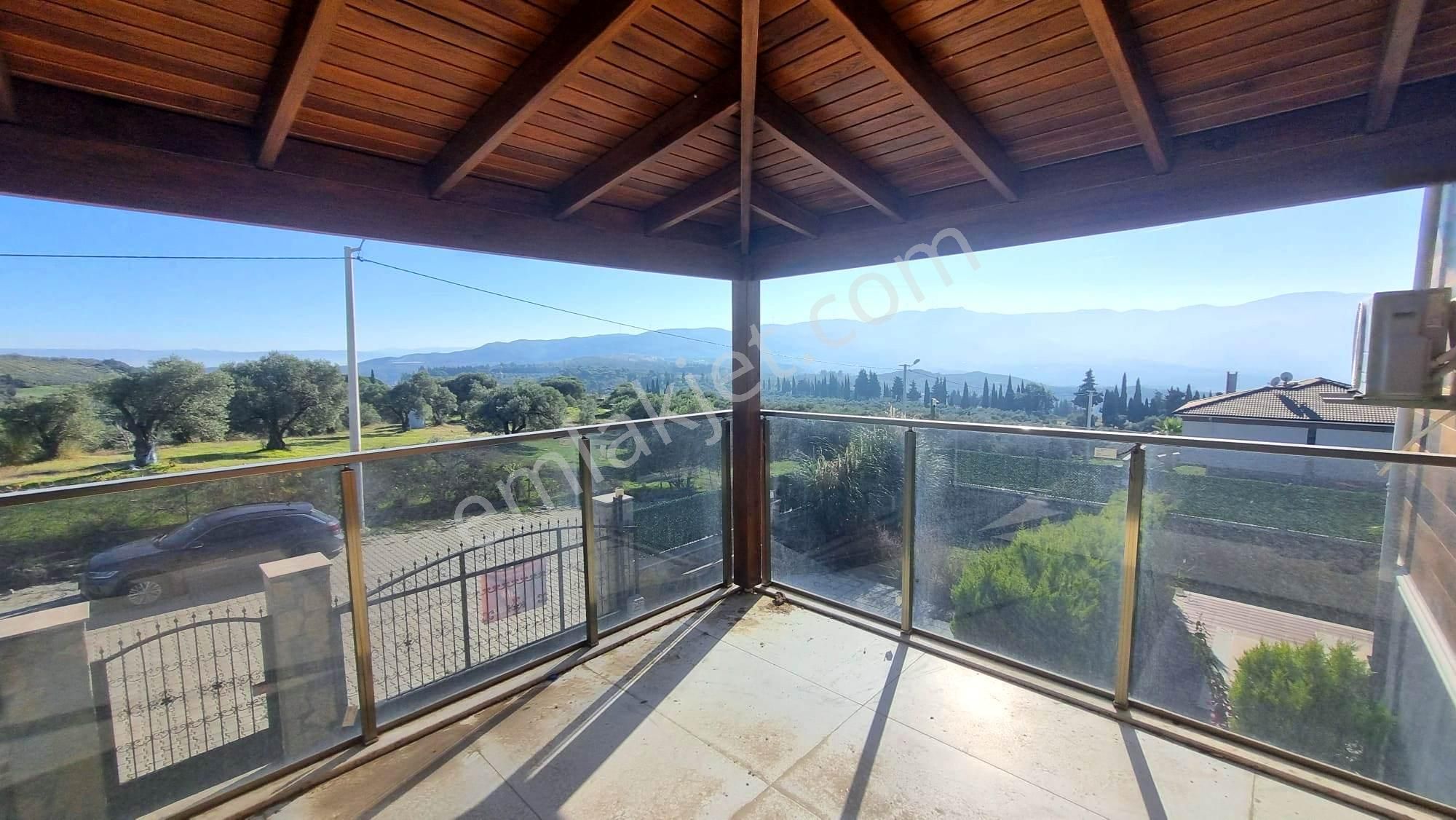 Yaylaköy'de Deniz Manzaralı Havuzlu 5+2 Müstakil Sıfır Villa - Görsel 17